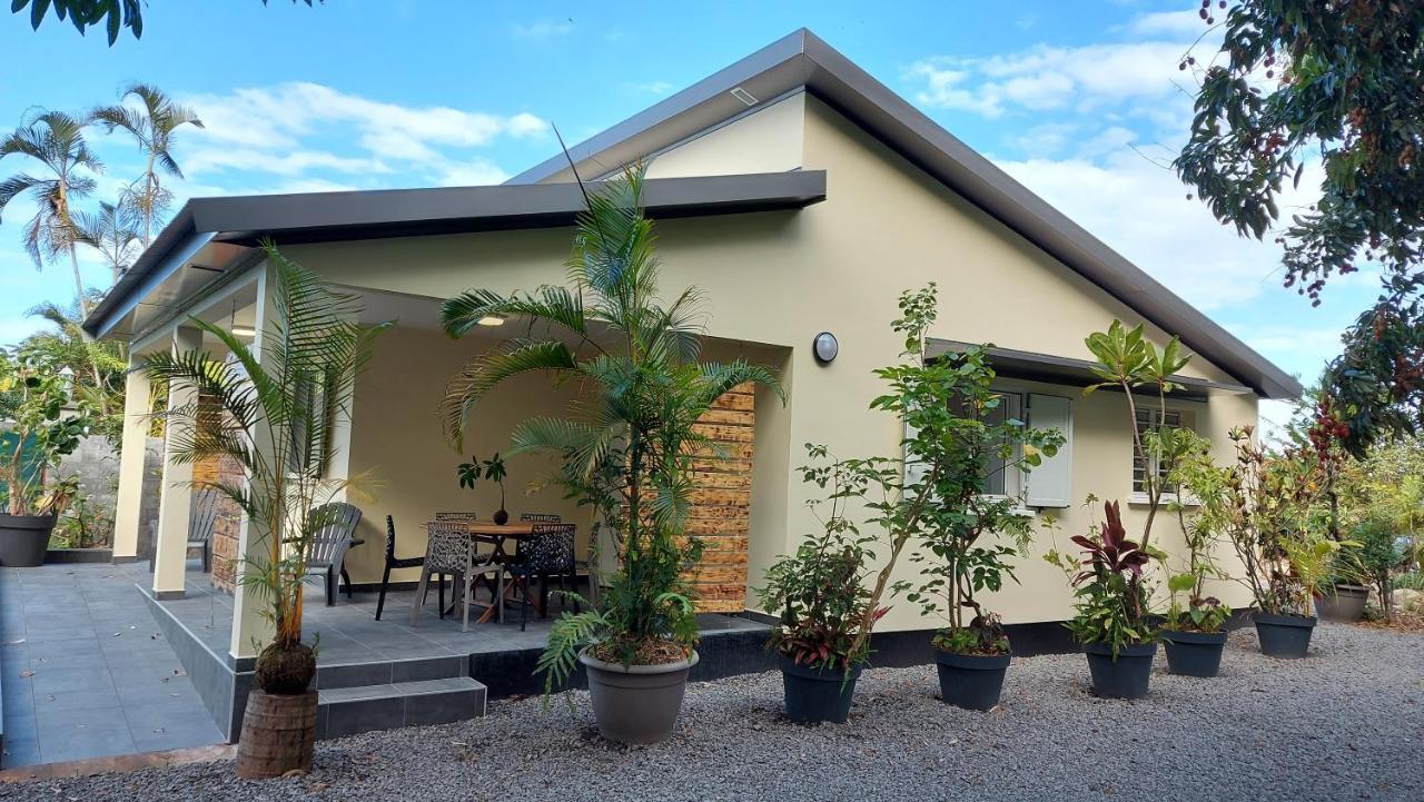 La Case Floria Saint-Andre Exterior photo